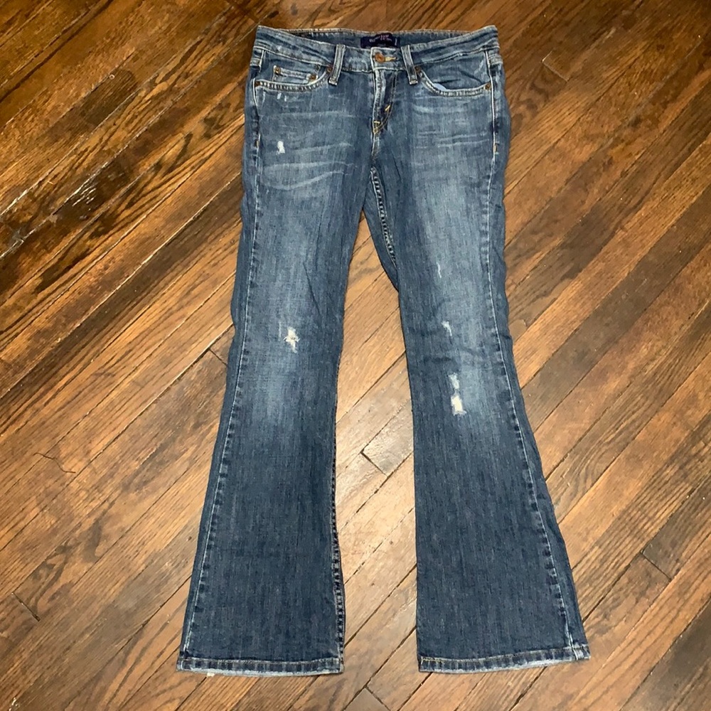 Levi’s jeans. Size 3.